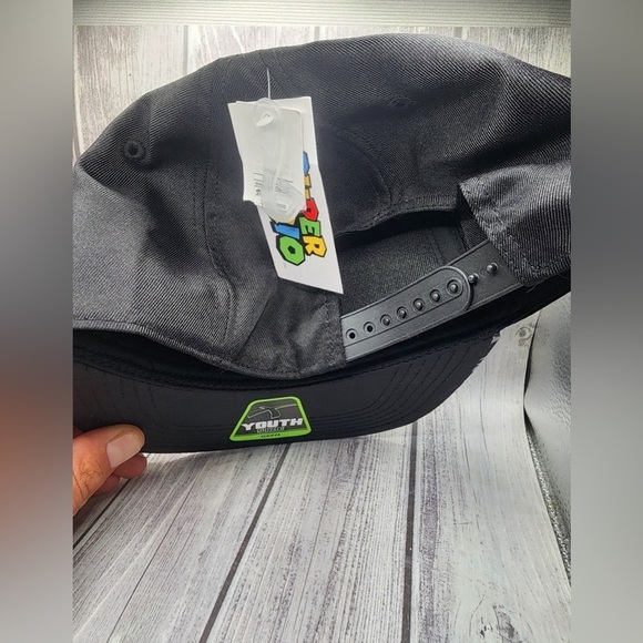 Super Mario Nintendo Baseball Cap Black Youth OSFM Snapback Flat Brim - Picture 2 of 4
